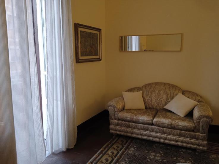 Nowhere Rooms Palermo Ngoại thất bức ảnh